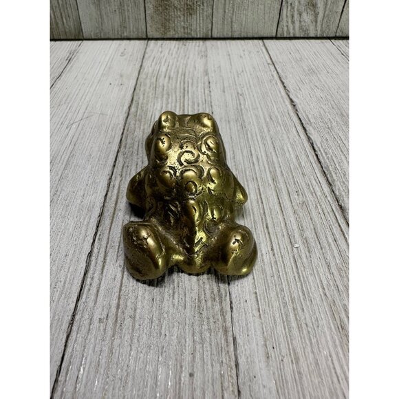Vintage Brass Oriental Frog with Spots Paperweight Statue 1.5" Long Home Decor - Picture 3 of 8